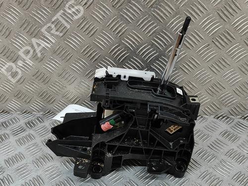 Used Gear lever TOYOTA RAV 4 V (_A5_, _H5_) 2.5 Hybrid (AXAH52) (218 hp) 28433238