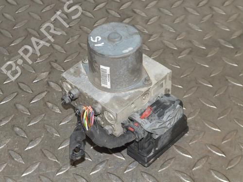 Used ABS pump VW PASSAT B7 Variant (365) 1.6 TDI (105 hp) 30223853