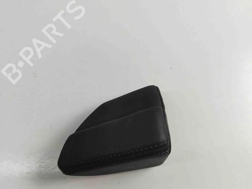 Used Armrest / Center console Armrest / Center console PORSCHE PANAMERA (970) 3.0 D (250 hp) 33375149 33375149