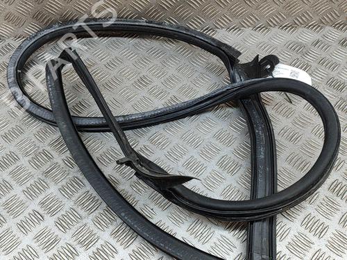 Rubber door seal VW ARTEON (3H7, 3H8) 2.0 TDI | BP19076116C142 