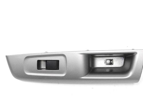 Used Right rear window switch SUBARU FORESTER (SH_) 2.0 D AWD (SHH, SHD, SHN) (147 hp) 30233779