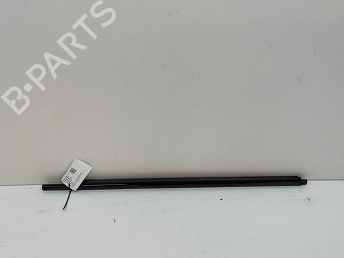 other-land-rover-range-rover-velar-l560-20-d180-td4-4x4-j8a221453ad-2017-18164788 main image