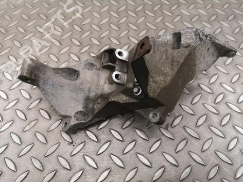 Used Support LAND ROVER RANGE ROVER SPORT II (L494) 3.0 SDV6 4x4 (306 hp) 30253188