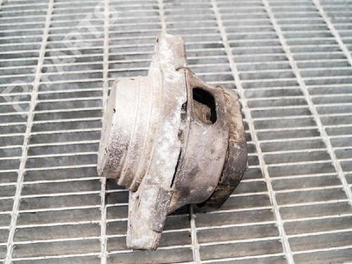 Engine mount LAND ROVER RANGE ROVER III (L322) 4.4 4x4 | BP6741544M89 