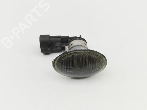 Pisca lateral direito Pisca lateral direito MASERATI GRAN TURISMO I 4.7 S (439 hp) 39687463 39687463