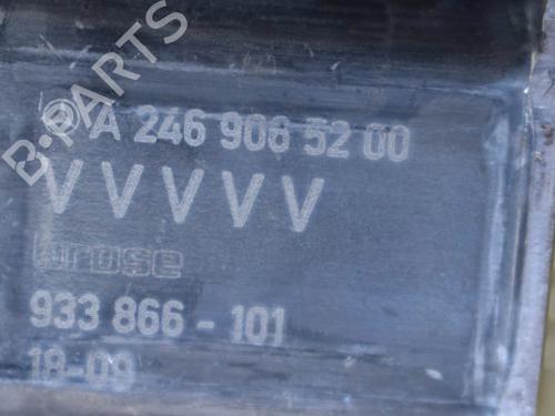 Right front window motor MERCEDES-BENZ GLA-CLASS (X156) GLA 200 (156.943) | BP6748292E20