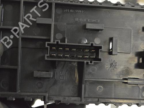 Fuse box LAND ROVER RANGE ROVER IV (L405) 4.4 SDV8 4x4 | BP30215685E1
