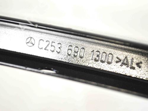 Door moulding trim LAND ROVER RANGE ROVER IV (L405) 4.4 SDV8 4x4 | BP30216945C150