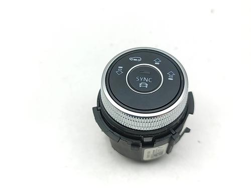 Used Switch Switch VW TOUAREG (CR7, RC8) 3.0 eHybrid 4motion (381 hp) 33382042 33382042