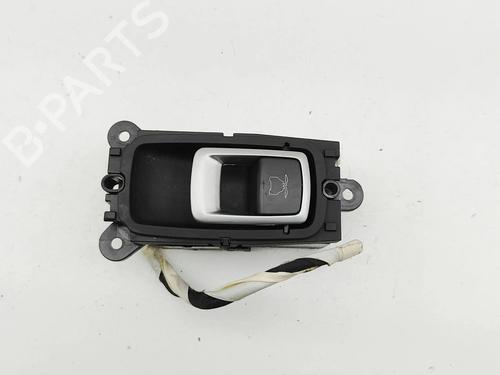 Switch TESLA MODEL X (5YJX) 90D AWD | BP33382985I30 - Image 2