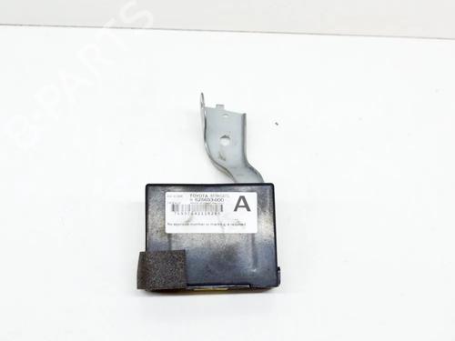 Used Electronic module Electronic module TOYOTA AURIS (_E18_) 1.8 Hybrid (ZWE186_, ZWE186R) (136 hp) 8837308 8837308