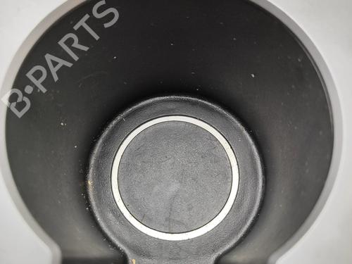 Middle console TESLA MODEL Y (5YJY) EV Performance All-wheel Drive | BP33798365I22 - Image 7