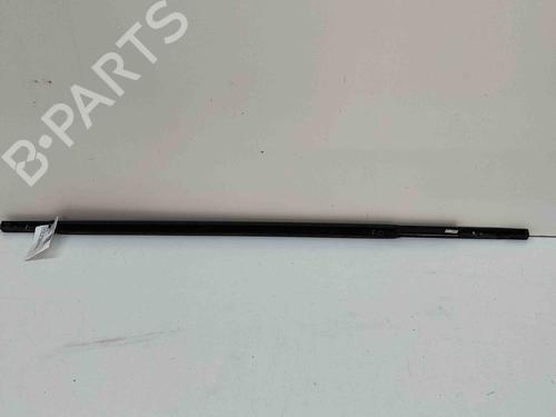 Door moulding trim LAND ROVER RANGE ROVER VELAR (L560) 2.0 D240 SD4 4x4 | BP29337190C150 