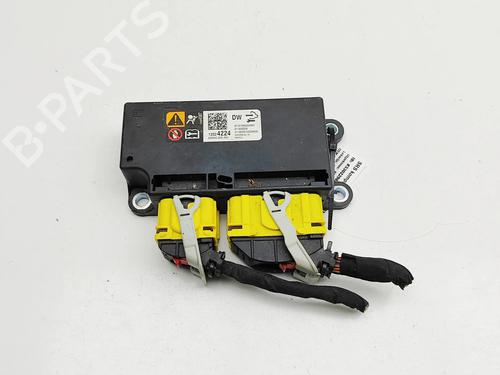 Used ECU airbags ECU airbags CADILLAC ESCALADE 6.2 AWD (426 hp) 33377775 33377775
