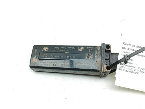 Used Electronic module Electronic module PORSCHE 911 (991) 3.0 Carrera S (420 hp) 32392353 32392353
