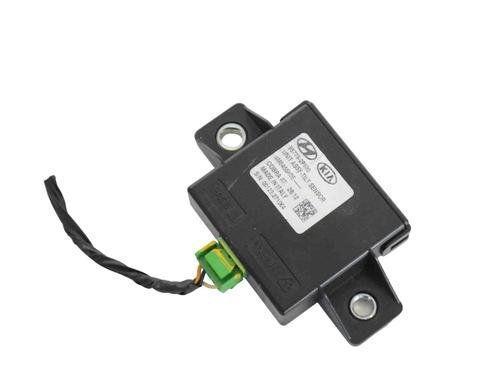 Used Electronic module KIA SORENTO II (XM) 2.2 CRDi 4WD (197 hp) 30240335