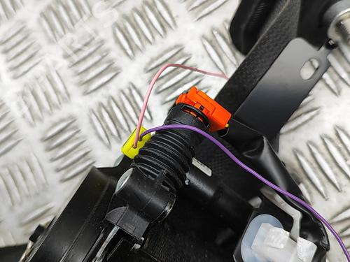 Front left seatbelt NISSAN LEAF (ZE1) Electric | BP32345119I26