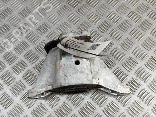 Used Engine mount MERCEDES-BENZ S-CLASS (W222, V222, X222) S 400 d (222.034, 222.134) (340 hp) 28565406