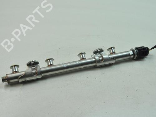 Rail D'Injecteurs VW GOLF VII (5G1, BQ1, BE1, BE2) 1.2 TSI (105 hp) 30208291