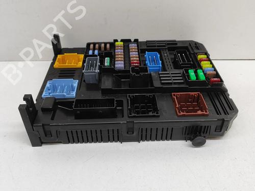 Used Fuse box Fuse box PEUGEOT 2008 II (UD_, US_, UY_, UJ_, UR_, UC_) 1.2 PureTech 130 (USHNS, URHNS) (130 hp) 28553214 28553214