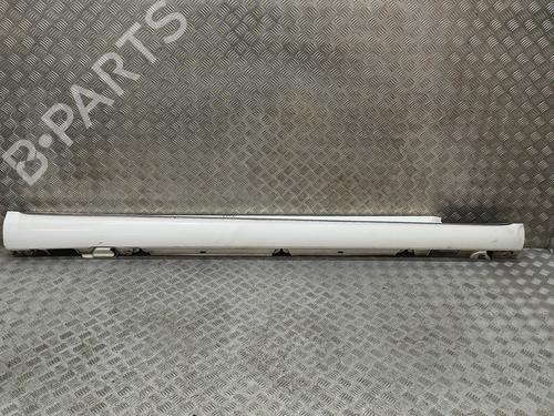 Używane Próg prawy MERCEDES-BENZ C-CLASS T-Model (S205) C 350 e (205.247) (279 hp) 30514144