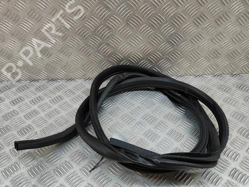 Used Rubber door seal Rubber door seal NISSAN QASHQAI III (J12) 1.3 DIG-T (158 hp) 28432153 28432153
