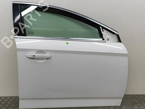 Used Right front door FORD MONDEO IV Turnier (BA7) 2.0 TDCi (115 hp) 23562699