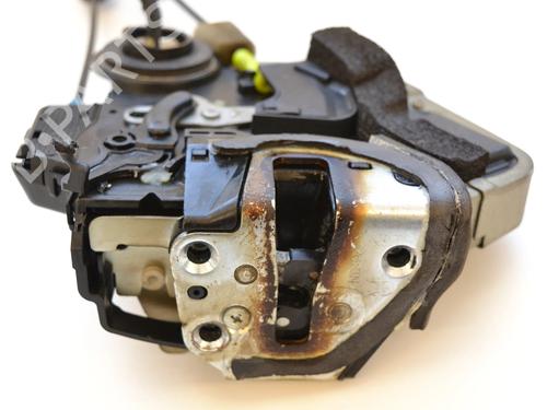 rear-right-lock-lexus-is-ii-_e2_-220d-ale20-lexus-nera-2005-2006-2007-2008-2009-2010-2011-2012-2013-9863099 main image