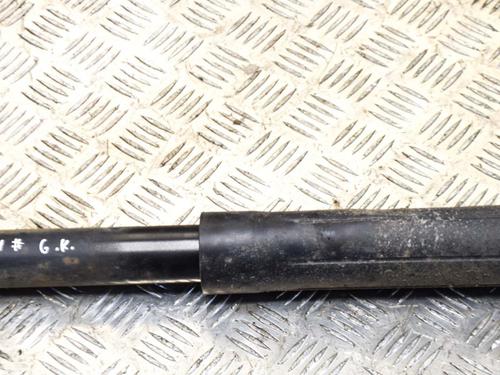 Left rear shock absorber TOYOTA YARIS (_P13_) 1.5 Hybrid (NHP130_) | BP8841274M18 