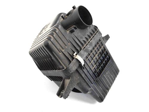 Used Air filter box SUZUKI GRAND VITARA II (JT, TE, TD) 2.4 All-wheel Drive (JB424) (169 hp) 30220108