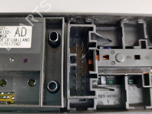 Right front window switch FORD RANGER (TKE) 2.2 TDCi 4x4 | BP25380490I26 