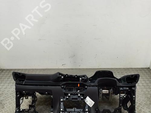 Used Dashboard PEUGEOT 2008 II (UD_, US_, UY_, UJ_, UR_, UC_) e-2008 (UKZKXZ) (136 hp) 30130509