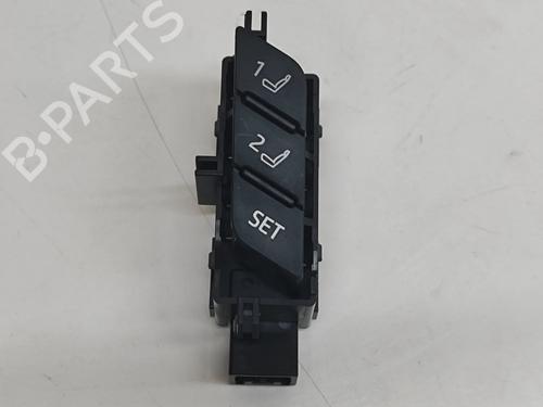 switch-toyota-bz4x-_eam1_-2021-28560788 main image
