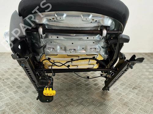 Right front seat INFINITI Q30 1.6 | BP29227122C16  - Image 5