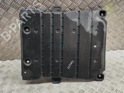 Used Underbody protection Underbody protection SKODA SUPERB III Estate (3V5) 2.0 TDI (150 hp) 25380684 25380684