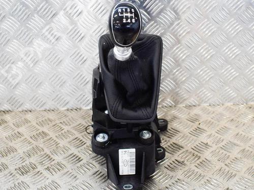 Used Gear lever FORD FOCUS III 1.0 EcoBoost (125 hp) 6754760