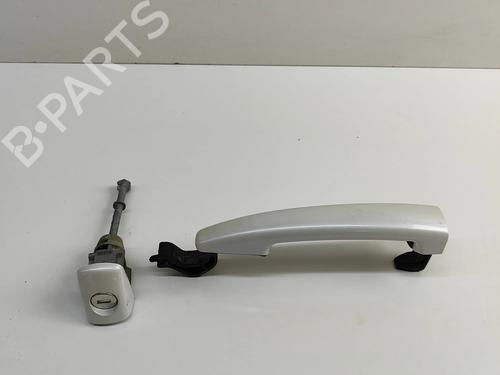 Used Front left exterior door handle PEUGEOT 5008 (0U_, 0E_) 1.6 HDi (114 hp) 26040841