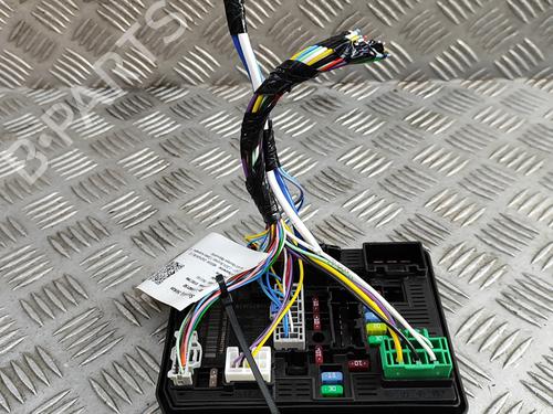 Used Fuse box NISSAN QASHQAI III (J12) 1.3 DIG-T All-wheel Drive (158 hp) 29392181