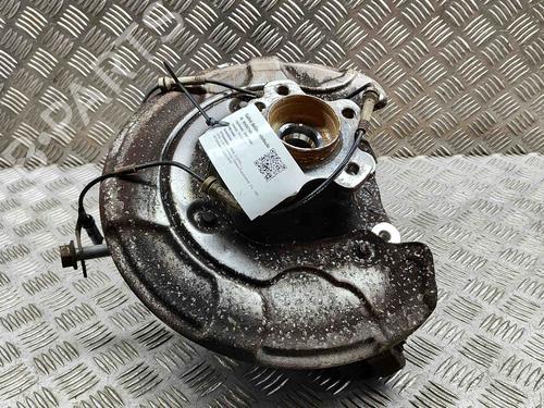 Used Right rear steering knuckle BMW 5 (G30, F90) 530 e Plug-in Hybrid (252 hp) 17767359