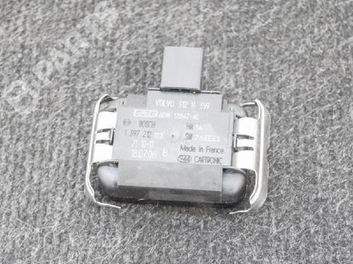 Used Electronic sensor VOLVO V60 I (155) D3 / D4 (163 hp) 6754100