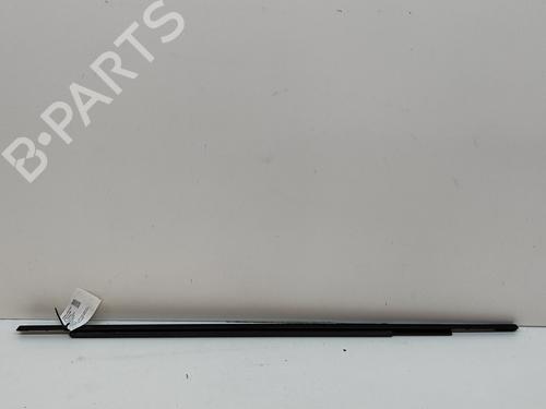 Door moulding trim LAND ROVER RANGE ROVER VELAR (L560) 2.0 D180 TD4 4x4 | BP18164786C150 