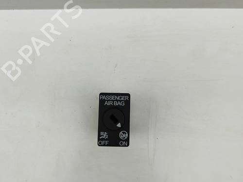 switch-vw-passat-b8-variant-3g5-cb5-2014-27092228 main image