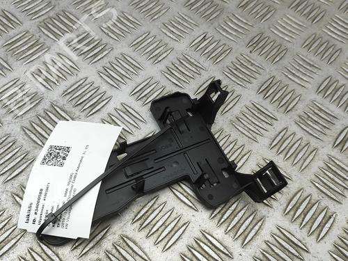 Used Support Support BMW X6 (G06, F96) xDrive 30 d Mild-Hybrid (298 hp) 32525346 32525346