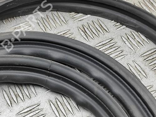 Gummiliste MAZDA 3 Hatchback (BP) 2.5 e-SKYACTIV-G (BP5H) | BP30937945C142 