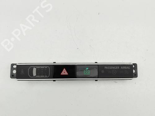 Advarselskontakt MITSUBISHI OUTLANDER III (GG_W, GF_W, ZJ, ZL, ZK) 2.4 Hybrid 4WD (GG3W) (208 hp) 31903218