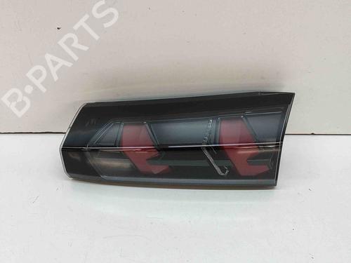 Used Right tailgate light PEUGEOT 2008 II (UD_, US_, UY_, UJ_, UR_, UC_) e-2008 (UKZKXZ) (136 hp) 29042461