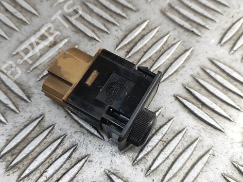 Switch NISSAN PATROL GR V Wagon (Y61) 3.0 DTi | BP27532123I30 
