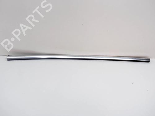 Used Door moulding trim TESLA MODEL 3 (5YJ3) EV (261 hp) 30909682