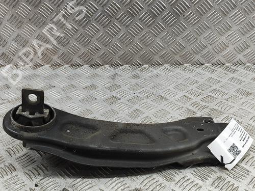 Højre bagtil bærearm INFINITI Q30 1.6 (156 hp) 28563271