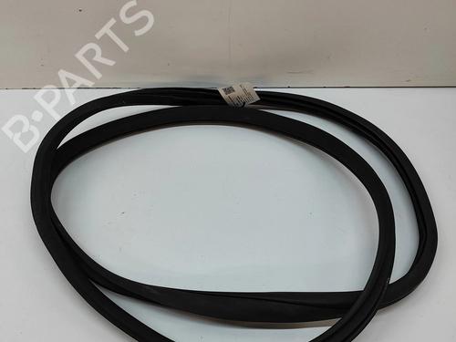 Gummiliste Gummiliste MERCEDES-BENZ C-CLASS (W205) C 220 d 4-matic (205.005) (170 hp) 26311493 26311493